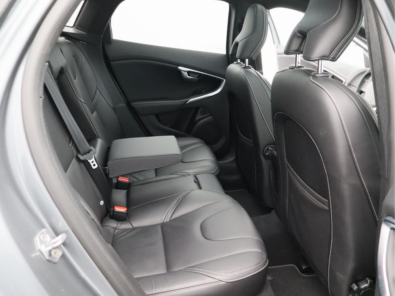 Volvo V40 1.5 T3 Polar+ Sport/ automaat/ zeer mooi!