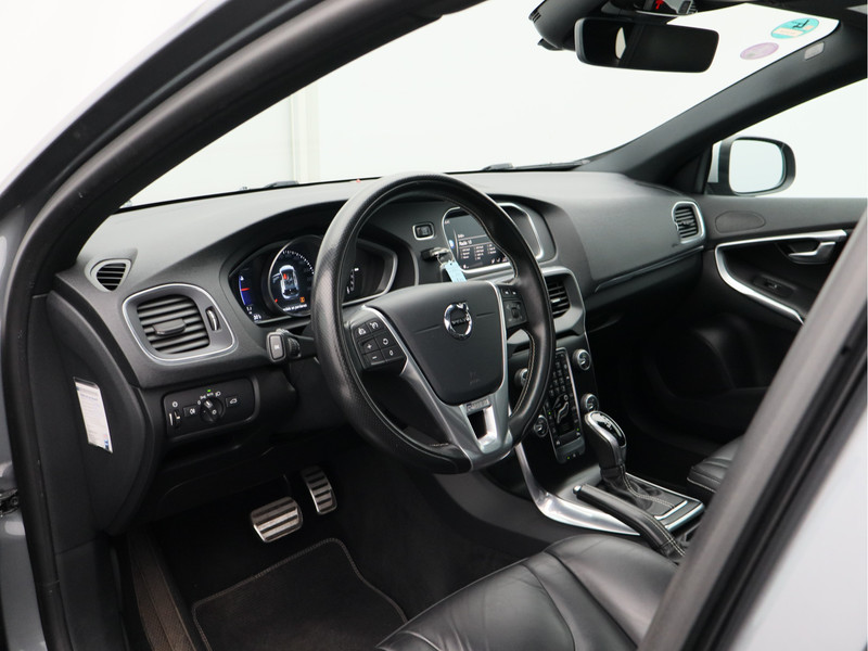 Volvo V40 1.5 T3 Polar+ Sport/ automaat/ zeer mooi!