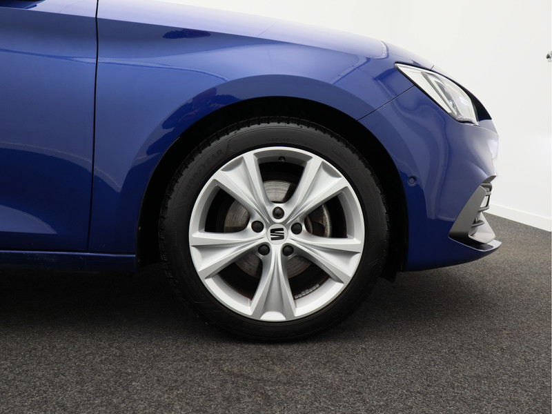 SEAT Leon Sportstourer 1.5 eTSI FR Automaat/ trekhaak/ lage km!