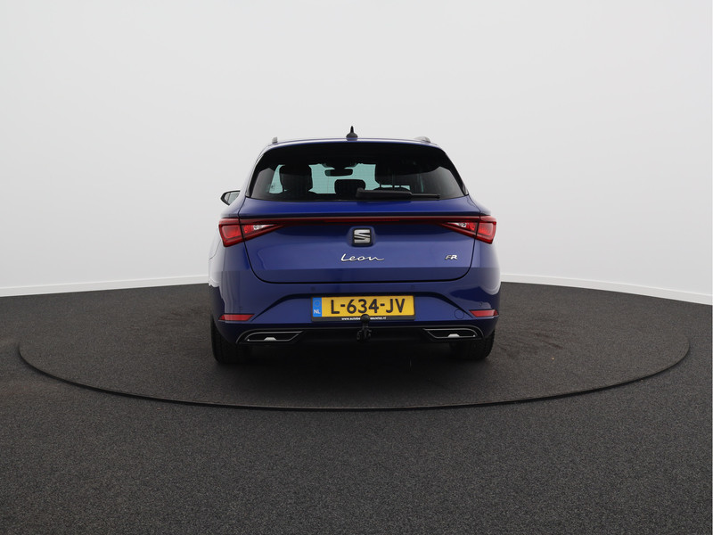 SEAT Leon Sportstourer 1.5 eTSI FR Automaat/ trekhaak/ lage km!