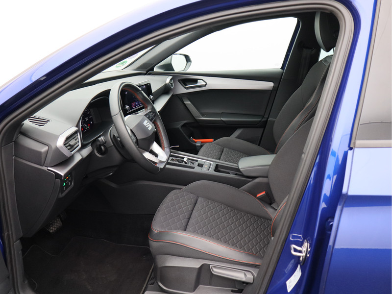 SEAT Leon Sportstourer 1.5 eTSI FR Automaat/ trekhaak/ lage km!