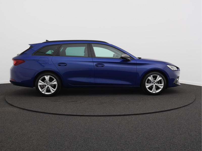 SEAT Leon Sportstourer 1.5 eTSI FR Automaat/ trekhaak/ lage km!