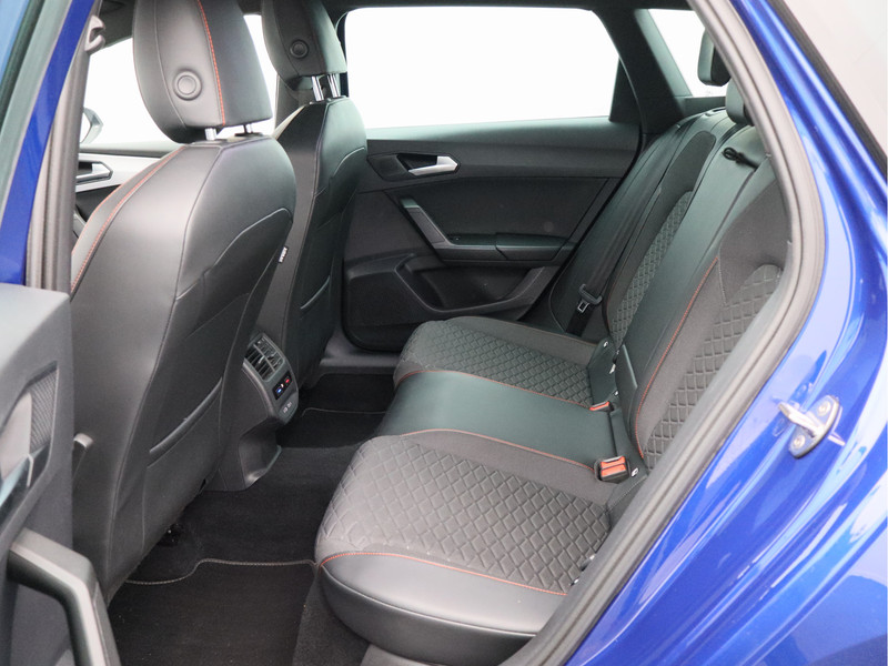 SEAT Leon Sportstourer 1.5 eTSI FR Automaat/ trekhaak/ lage km!