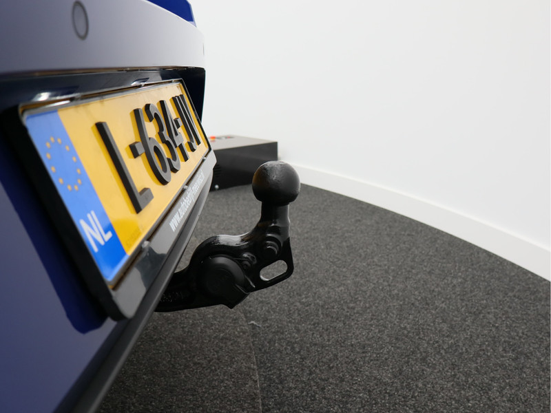 SEAT Leon Sportstourer 1.5 eTSI FR Automaat/ trekhaak/ lage km!