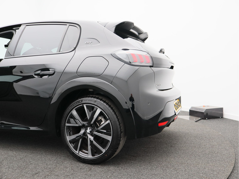 Peugeot 208 1.2 PureTech GT Pack/ unieke km/ zeer mooi!