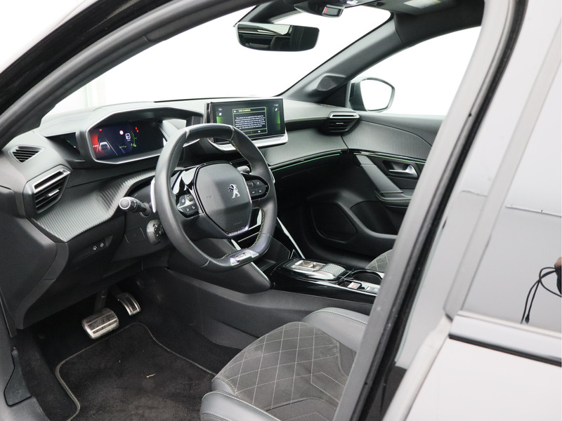 Peugeot 208 1.2 PureTech GT Pack/ unieke km/ zeer mooi!