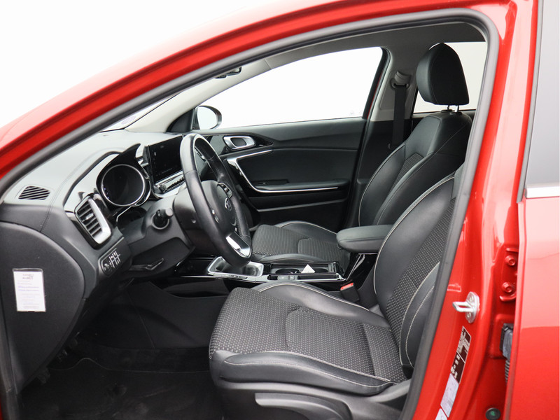 Kia Ceed Sportswagon 1.5 T-GDi DynamicPlusLine/ trekhaak/ zeer mooi!