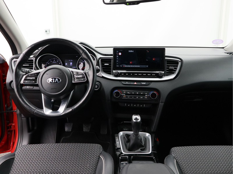 Kia Ceed Sportswagon 1.5 T-GDi DynamicPlusLine/ trekhaak/ zeer mooi!