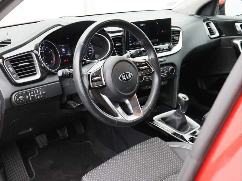 Kia Ceed Sportswagon 1.5 T-GDi DynamicPlusLine/ trekhaak/ zeer mooi!