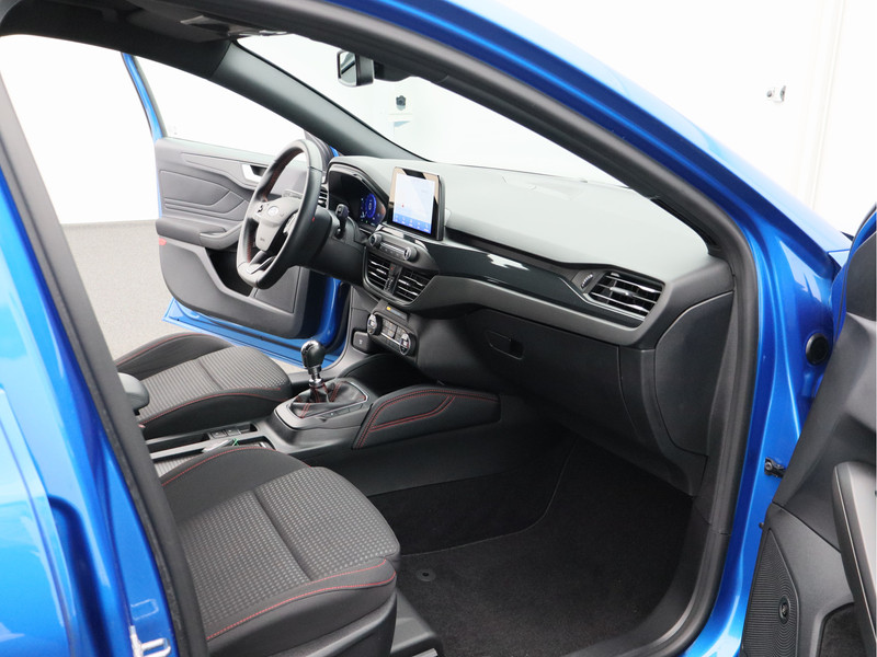 Ford Focus 1.0 EcoBoost Hybrid ST Line X Business/ compleet!