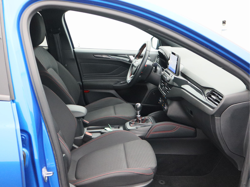 Ford Focus 1.0 EcoBoost Hybrid ST Line X Business/ compleet!