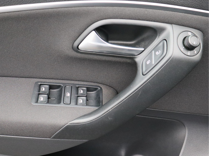 Volkswagen Polo 1.2 TSI Comfortline/ lage km/ zeer mooi!