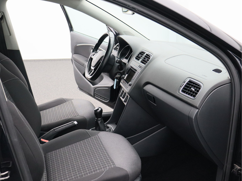 Volkswagen Polo 1.2 TSI Comfortline/ lage km/ zeer mooi!