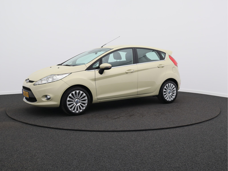 Ford Fiesta 1.6 Titanium/ lage km/ zeer mooi!