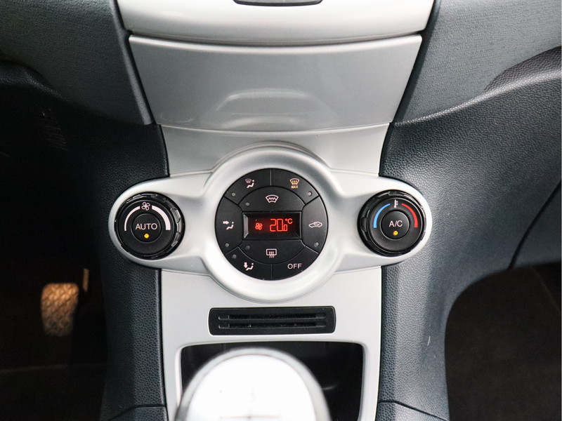 Ford Fiesta 1.6 Titanium/ lage km/ zeer mooi!