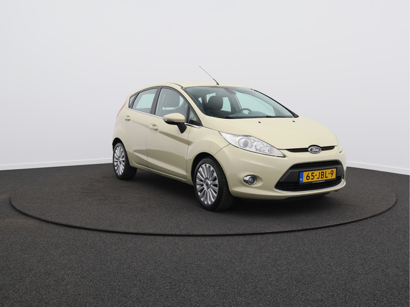 Ford Fiesta 1.6 Titanium/ lage km/ zeer mooi!
