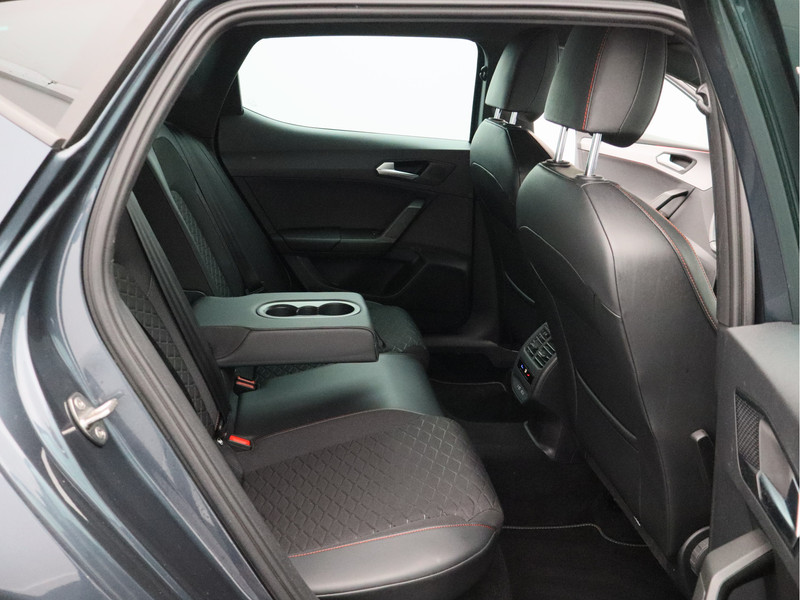 SEAT Leon 1.0 TSI FR Business Intense/ achteruitrijcamera/ zeer mooi!