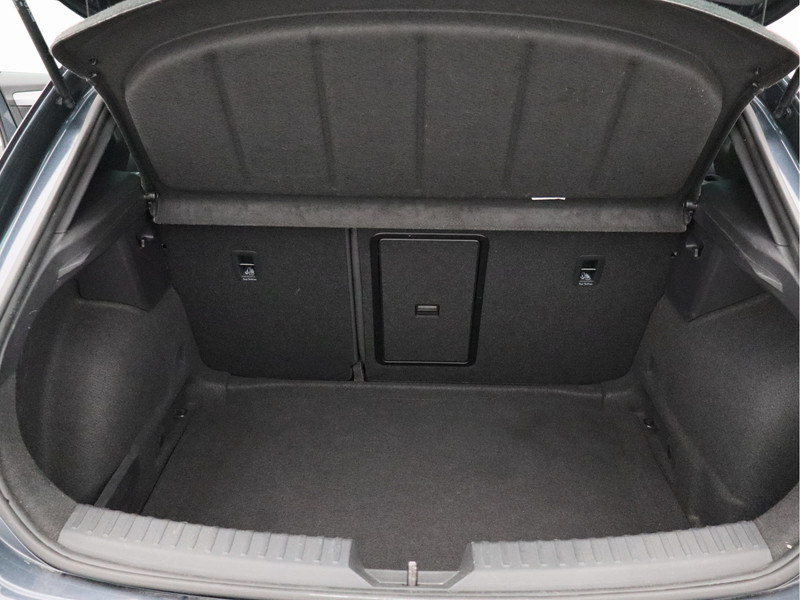 SEAT Leon 1.0 TSI FR Business Intense/ achteruitrijcamera/ zeer mooi!