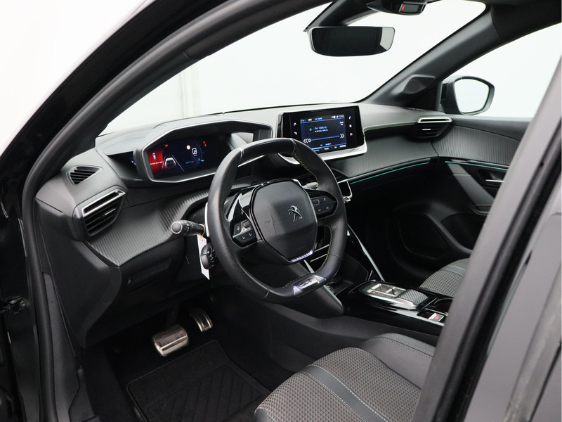 Peugeot 208 1.2 PureTech GT/ automaat/ lage km/ zeer mooi!