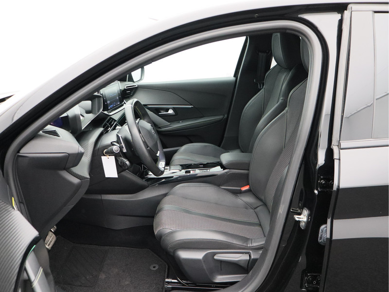 Peugeot 208 1.2 PureTech GT/ automaat/ lage km/ zeer mooi!