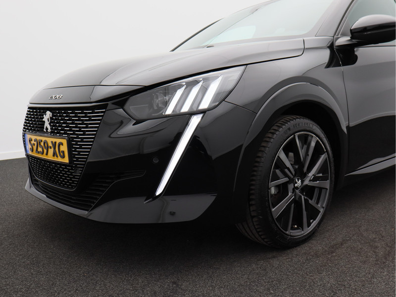 Peugeot 208 1.2 PureTech GT/ automaat/ lage km/ zeer mooi!