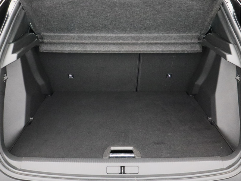Peugeot 2008 1.2 PureTech Allure Pack/ lage km/ zeer mooi!