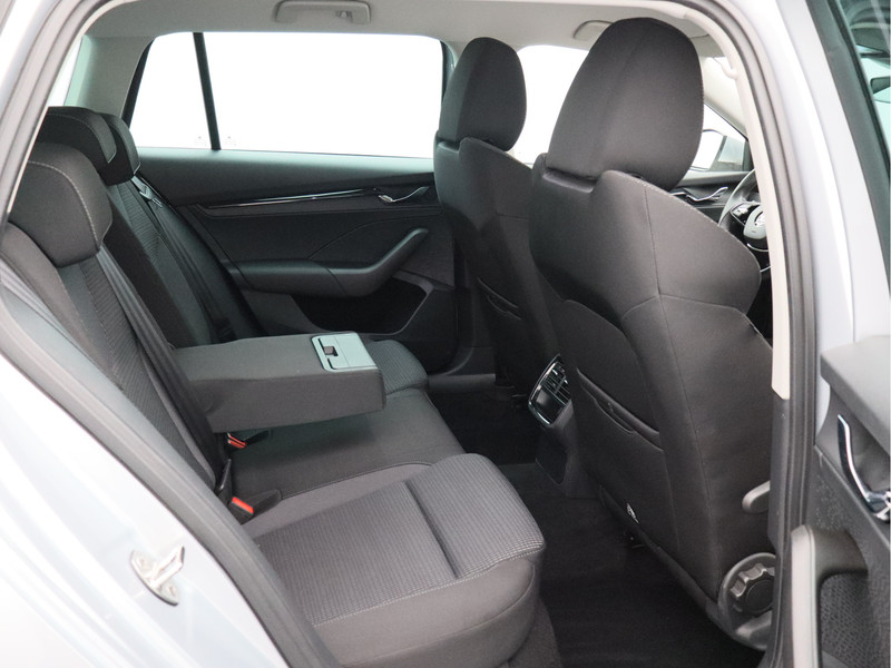Škoda Octavia Combi 1.0 e-TSI Business Edition/ automaat/ trekhaak!