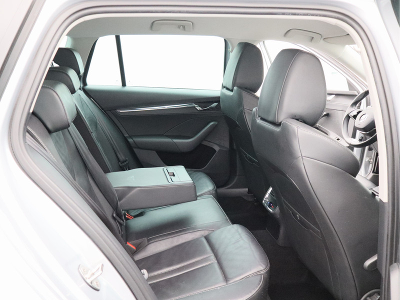 Škoda Octavia Combi 1.0 TSI Business Edition Plus/ leder/ trekhaak!