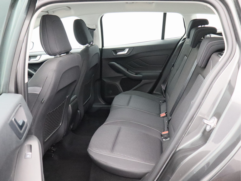 Ford Focus Wagon 1.0 EcoBoost Trend Edition/ winterpakket/ climate control!