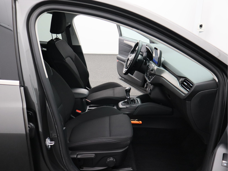 Ford Focus Wagon 1.0 EcoBoost Titanium X Business/ zeer mooi!