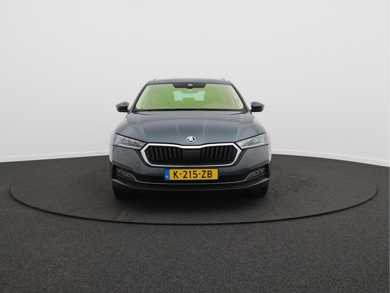 Škoda Octavia Combi 1.0 e-TSI Business Edition Plus/ automaat/ trekhaak!