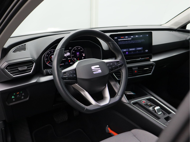 SEAT Leon Sportstourer 1.0 eTSI Style Business Intense/ automaat/ zeer mooi!