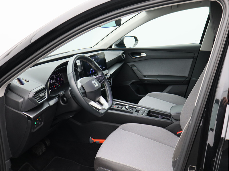 SEAT Leon Sportstourer 1.0 eTSI Style Business Intense/ automaat/ zeer mooi!