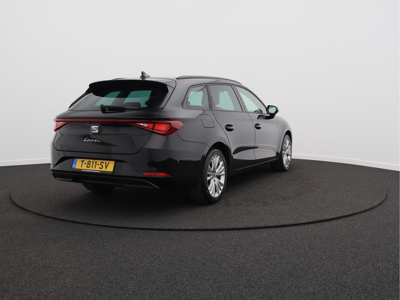 SEAT Leon Sportstourer 1.0 eTSI Style Business Intense/ automaat/ zeer mooi!