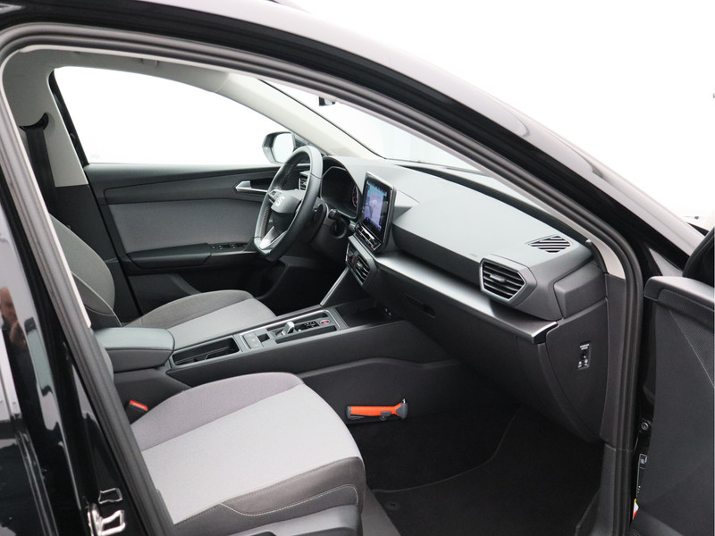 SEAT Leon Sportstourer 1.0 eTSI Style Business Intense/ automaat/ zeer mooi!