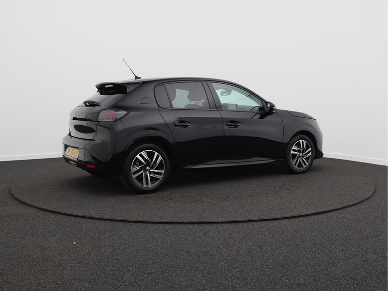 Peugeot 208 1.2 PureTech Allure Pack/ lage km/ zeer mooi!