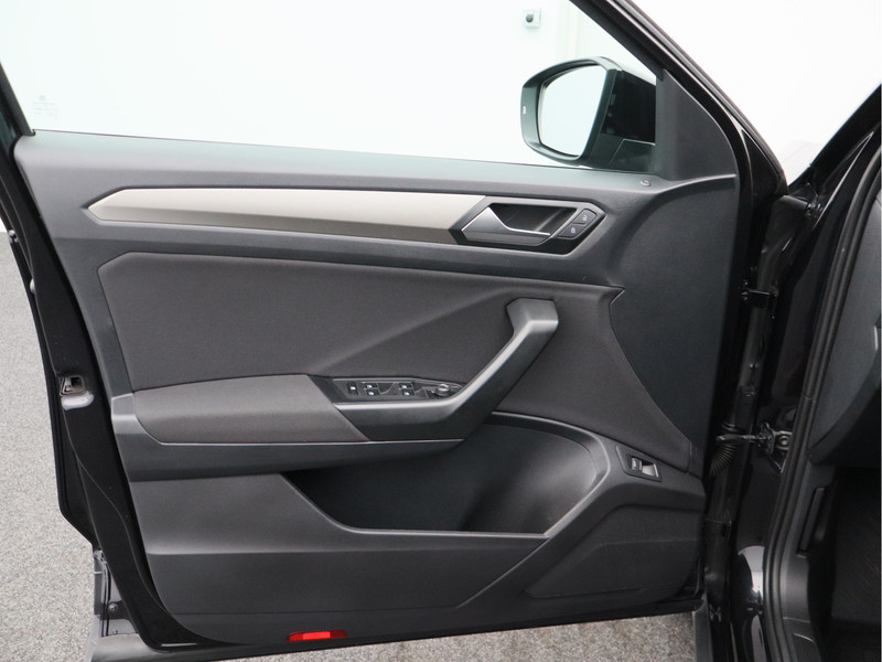 Volkswagen T-Roc 1.0 TSI Style Business/ trekhaak/ camera!