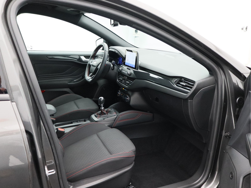 Ford Focus Wagon 1.0 EcoBoost Hybrid ST Line X Business/ compleet!