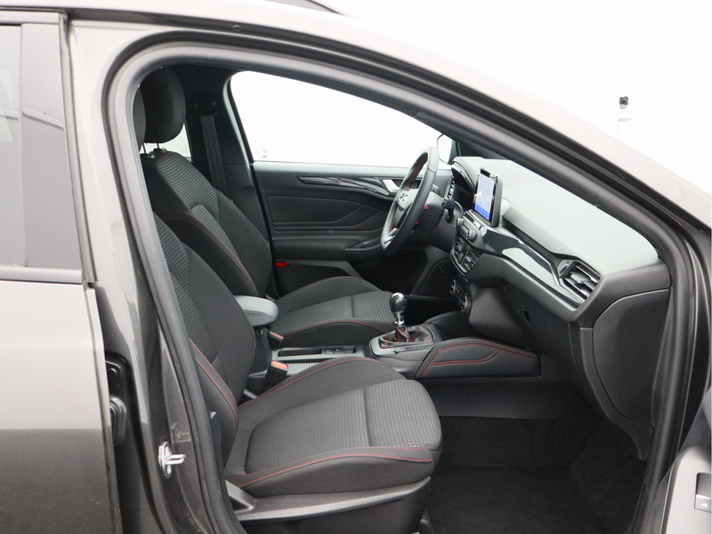 Ford Focus Wagon 1.0 EcoBoost Hybrid ST Line X Business/ compleet!