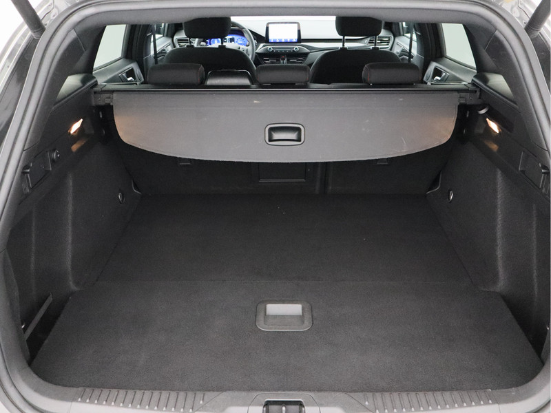 Ford Focus Wagon 1.0 EcoBoost Hybrid ST Line X Business/ compleet!