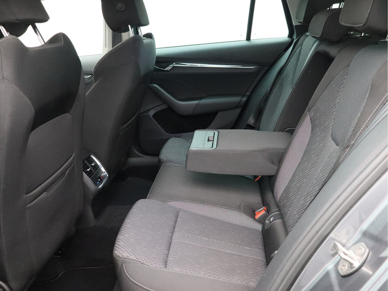 Škoda Octavia Combi 1.0 e-TSI Business Edition Plus/ automaat/ compleet!
