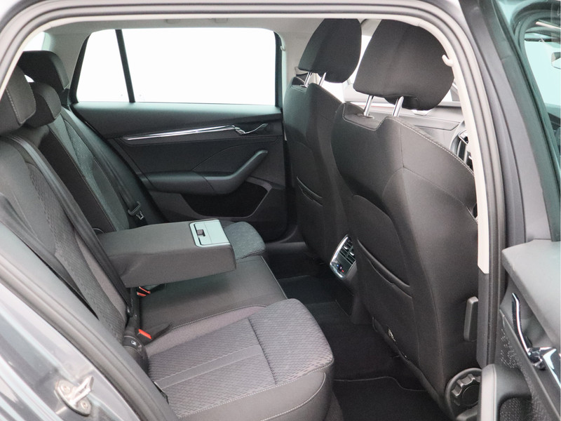 Škoda Octavia Combi 1.0 e-TSI Business Edition Plus/ automaat/ compleet!