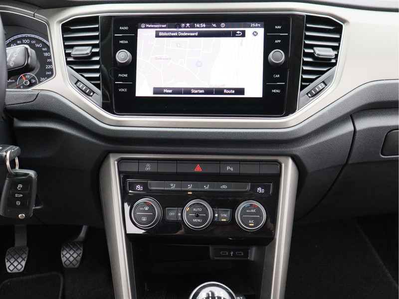 Volkswagen T-Roc 1.0 TSI Style/ lage km/ zeer mooi!