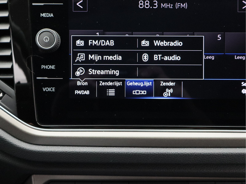 Volkswagen T-Roc 1.0 TSI Style/ lage km/ zeer mooi!