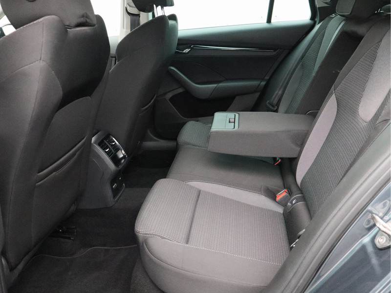Škoda Octavia Combi 1.5 e-TSI Business Edition/ automaat!