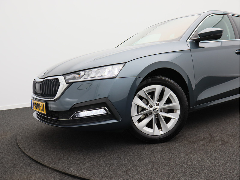 Škoda Octavia Combi 1.5 e-TSI Business Edition/ automaat!