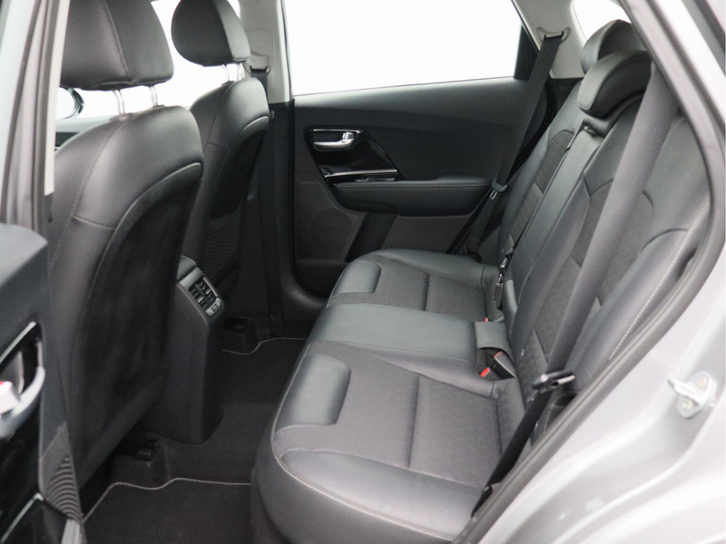Kia Niro 1.6 GDi Hybrid DynamicLine/ lage km/ trekhaak!