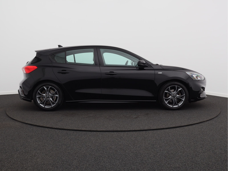 Ford Focus 1.0 EcoBoost ST Line Business/ lage km/ zeer mooi!