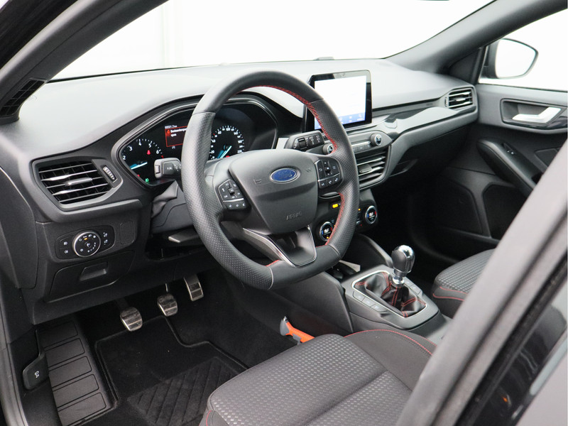Ford Focus 1.0 EcoBoost ST Line Business/ lage km/ zeer mooi!