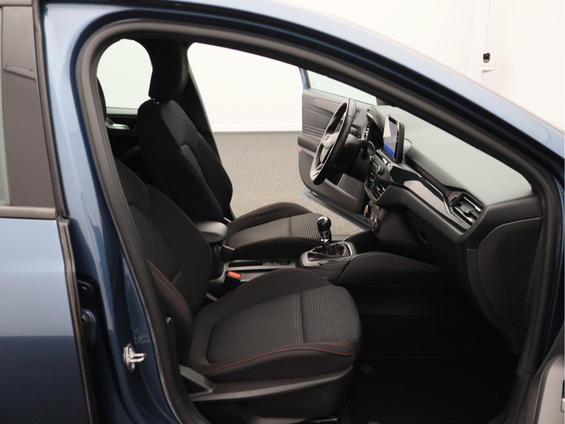 Ford Focus 1.0 EcoBoost ST Line Business/ lage km/ zeer mooi!